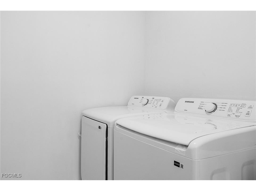 2721 NW 3rd Street Cape Coral FL 33993 2025009618 image21