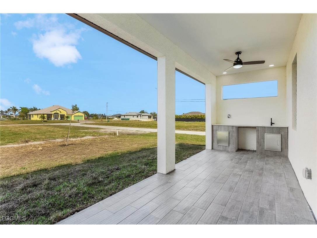 2721 NW 3rd Street Cape Coral FL 33993 2025009618 image27