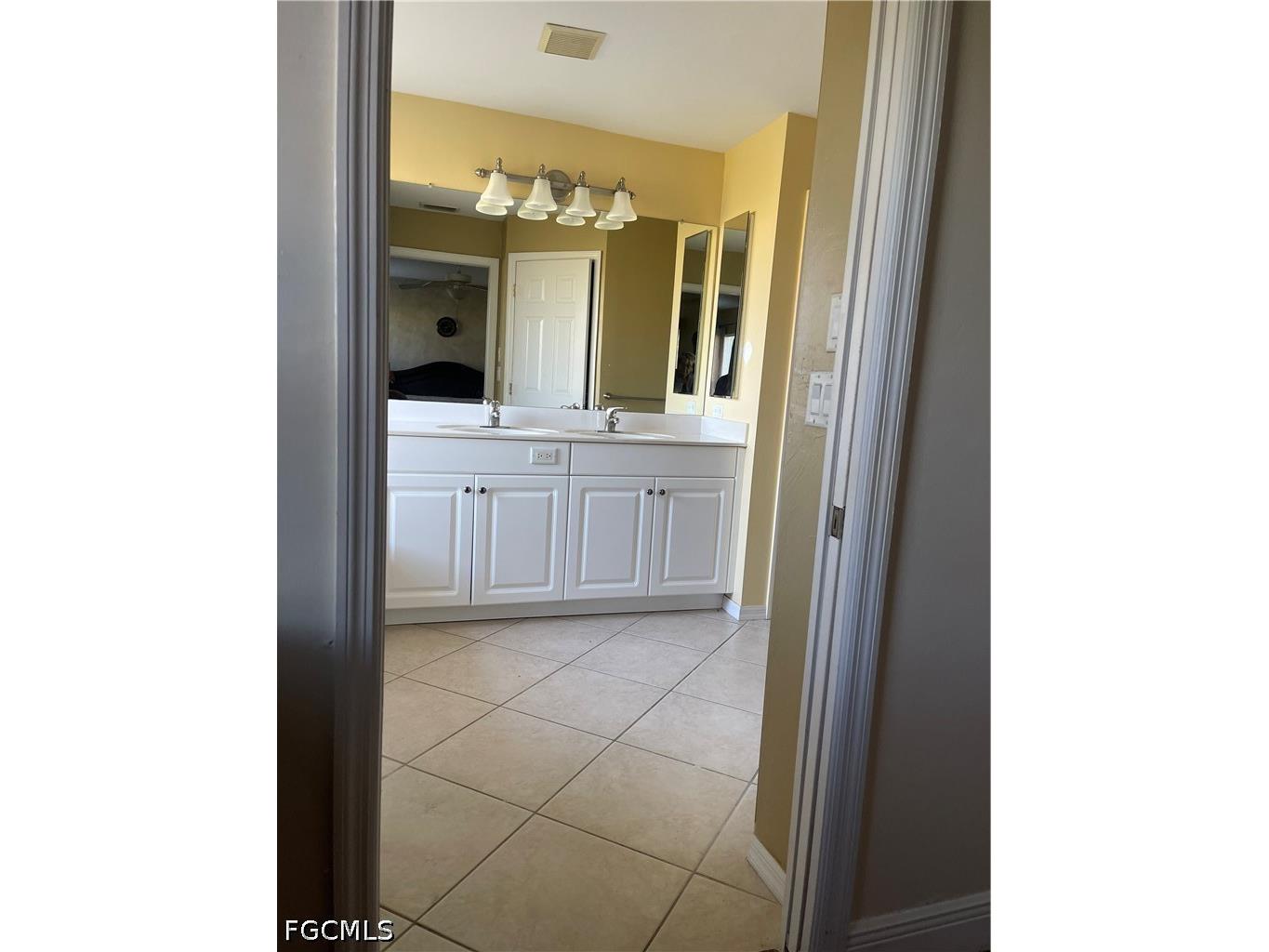 2721 NW 4th Street Cape Coral FL 33993 2026025499 image19