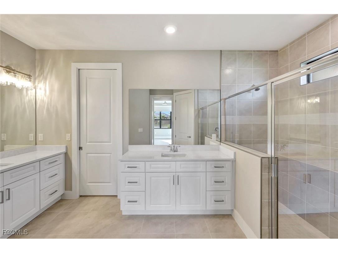 2721 SW 11th Avenue Cape Coral FL 33914 2025016592 image15