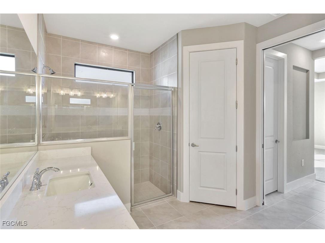 2721 SW 11th Avenue Cape Coral FL 33914 2025016592 image17