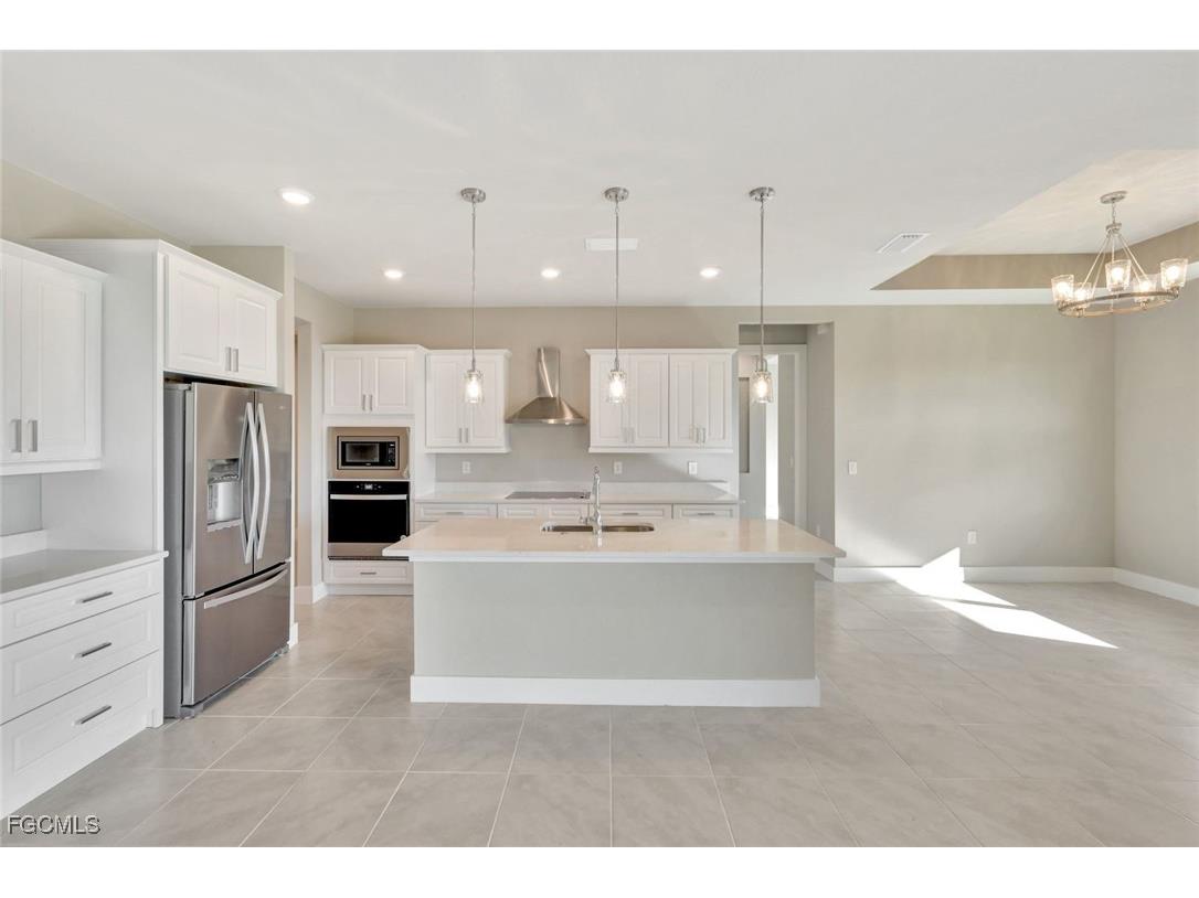 2721 SW 11th Avenue Cape Coral FL 33914 2025016592 image9