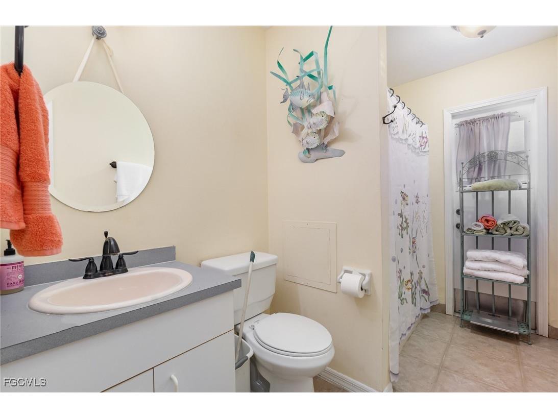 2721 SW 3rd Avenue Cape Coral FL 33914 2025016297 image12