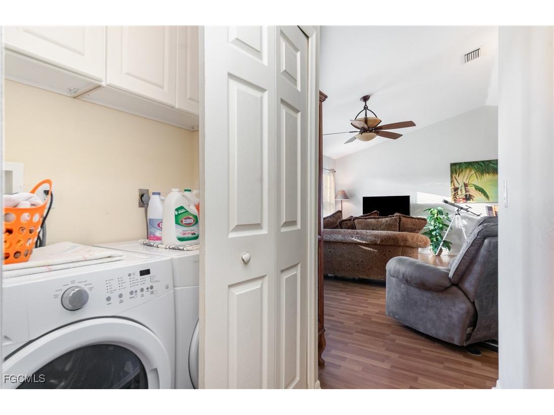 2721 SW 3rd Avenue Cape Coral FL 33914 2025016297 image13