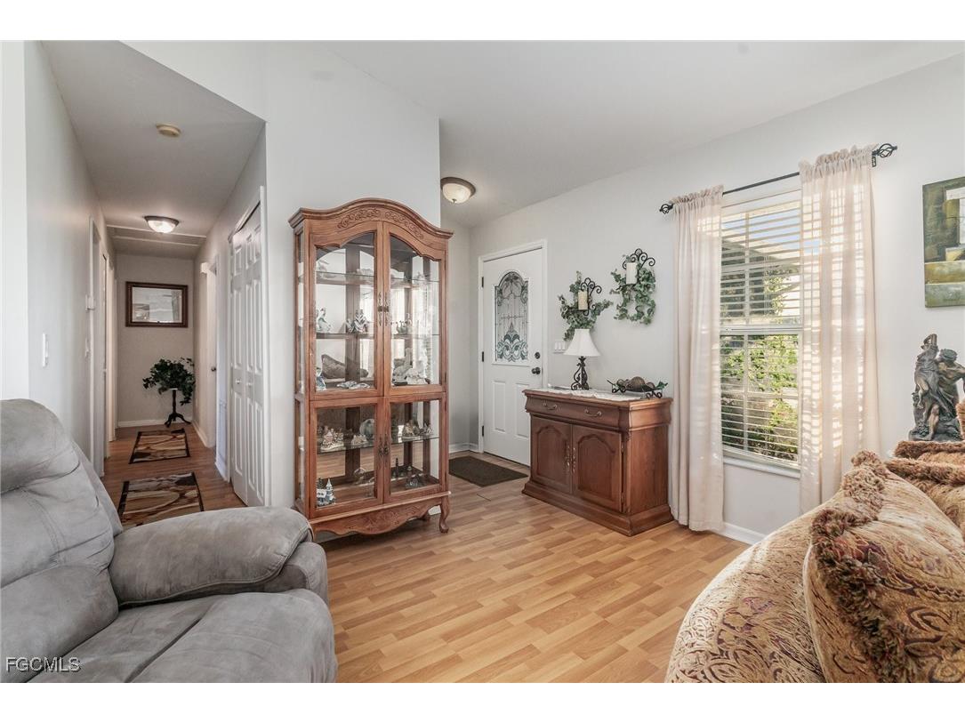 2721 SW 3rd Avenue Cape Coral FL 33914 2025016297 image2