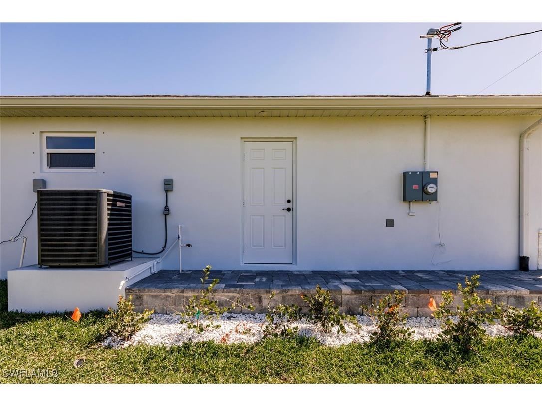 2721 SW 4th Terrace Cape Coral FL 33991 225025556 image50