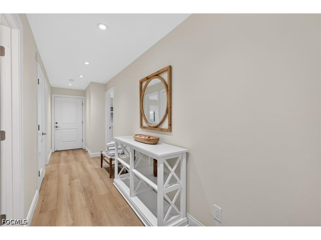 2721 W Gulf Drive #108 Sanibel FL 33957 2026025365 image16