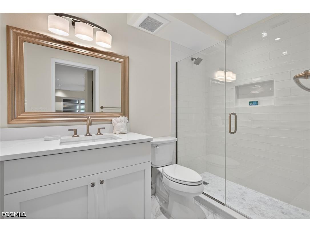2721 W Gulf Drive #108 Sanibel FL 33957 2026025365 image22