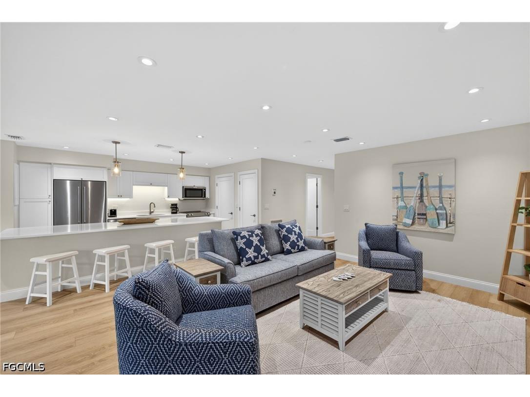 2721 W Gulf Drive #108 Sanibel FL 33957 2026025365 image8