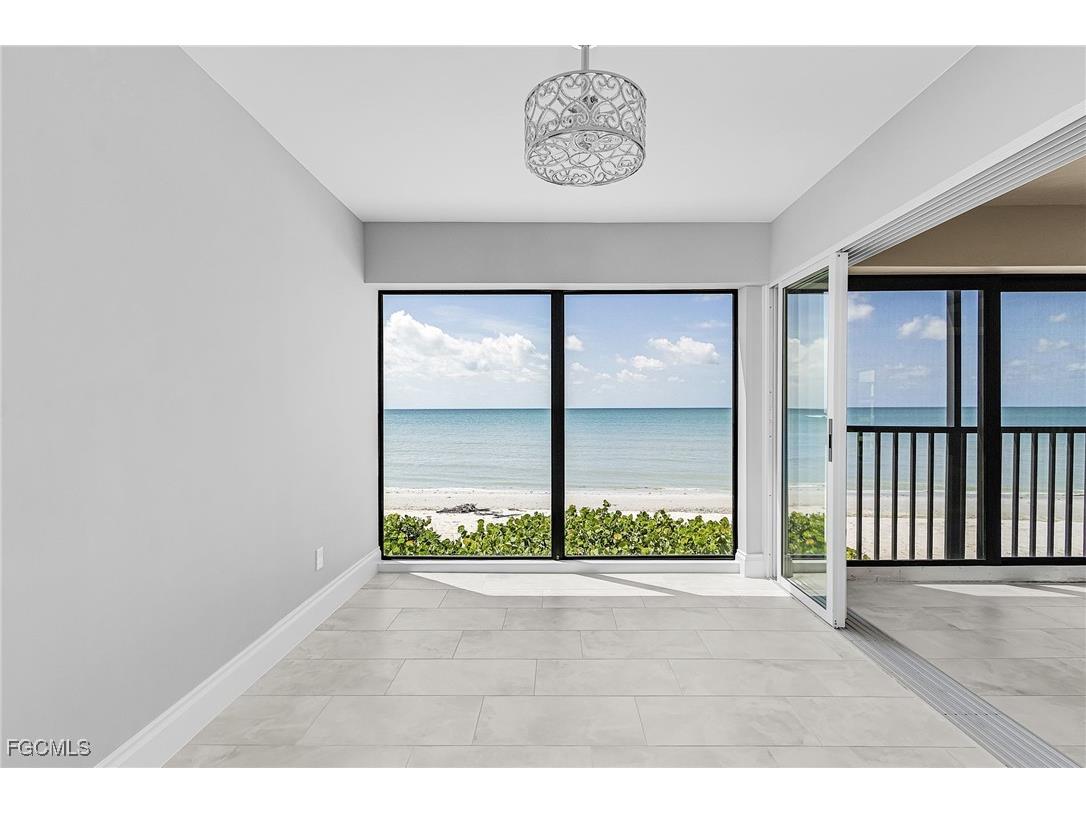 2721 W Gulf Drive #201 Sanibel FL 33957 2025011340 image17