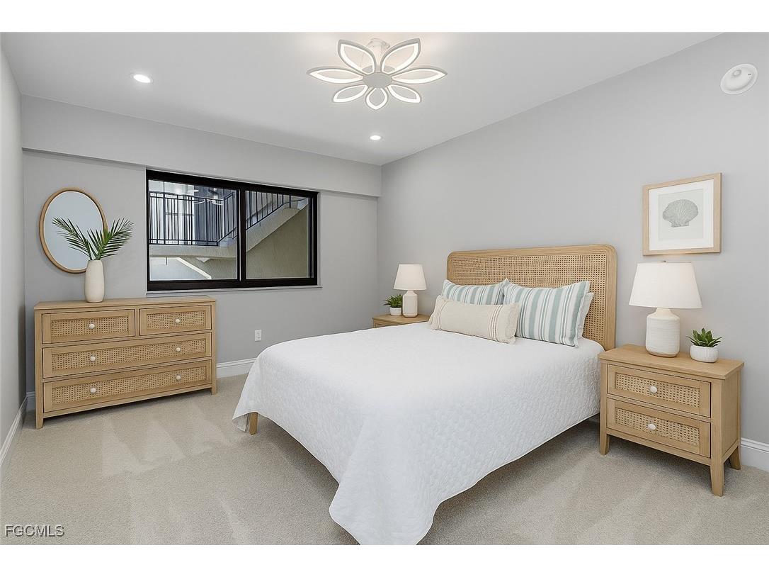 2721 W Gulf Drive #201 Sanibel FL 33957 2025011340 image22