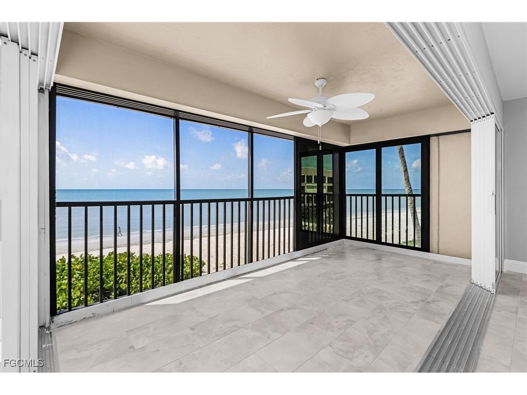 2721 W Gulf Drive #201 Sanibel FL 33957 2025011340 image3