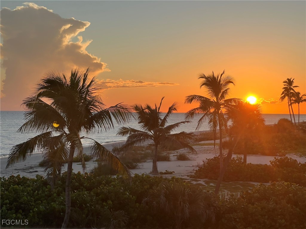 2721 W Gulf Drive #201 Sanibel FL 33957 2025011340 image5