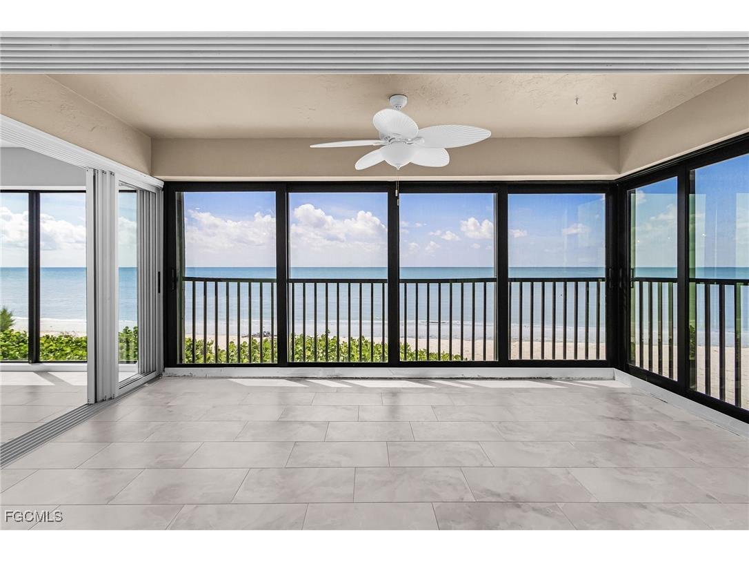 2721 W Gulf Drive #201 Sanibel FL 33957 2025011340 image6