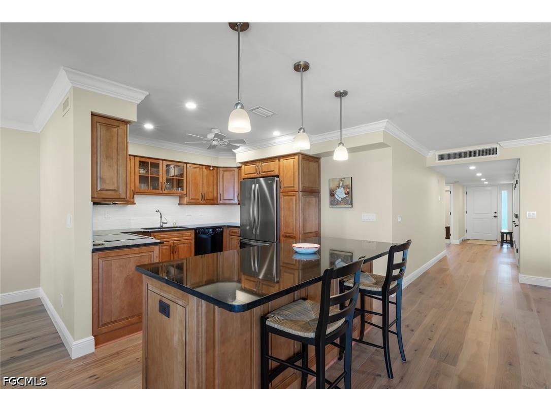 2721 W Gulf Drive #205 Sanibel FL 33957 2026021769 image11