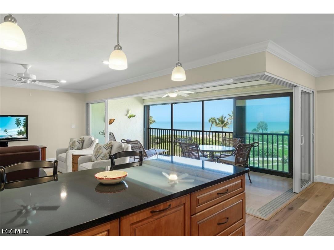2721 W Gulf Drive #205 Sanibel FL 33957 2026021769 image15