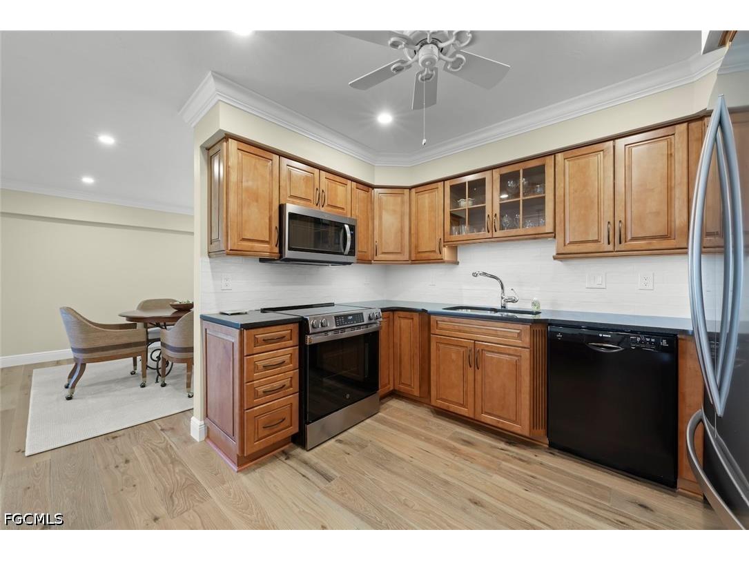 2721 W Gulf Drive #205 Sanibel FL 33957 2026021769 image19