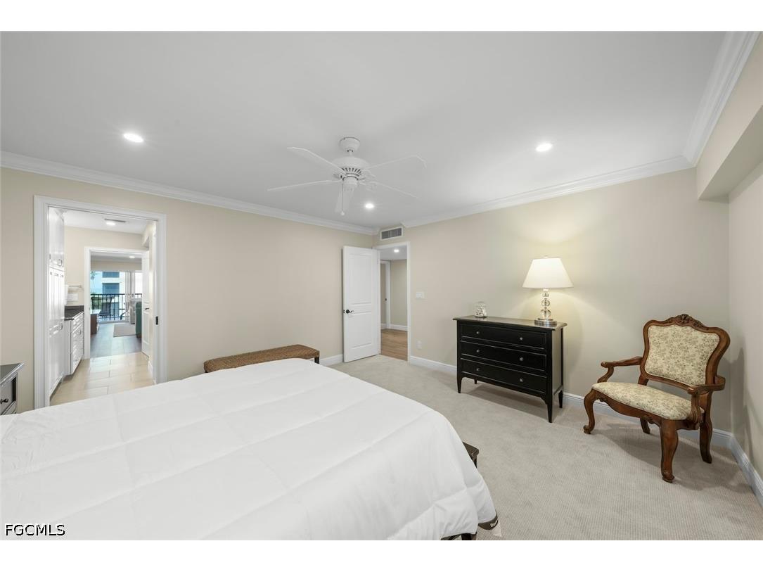 2721 W Gulf Drive #205 Sanibel FL 33957 2026021769 image23