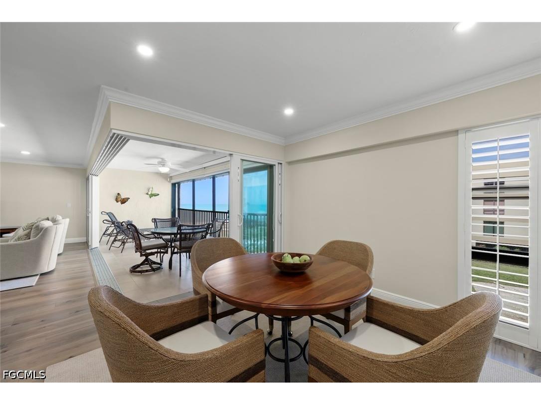 2721 W Gulf Drive #205 Sanibel FL 33957 2026021769 image9