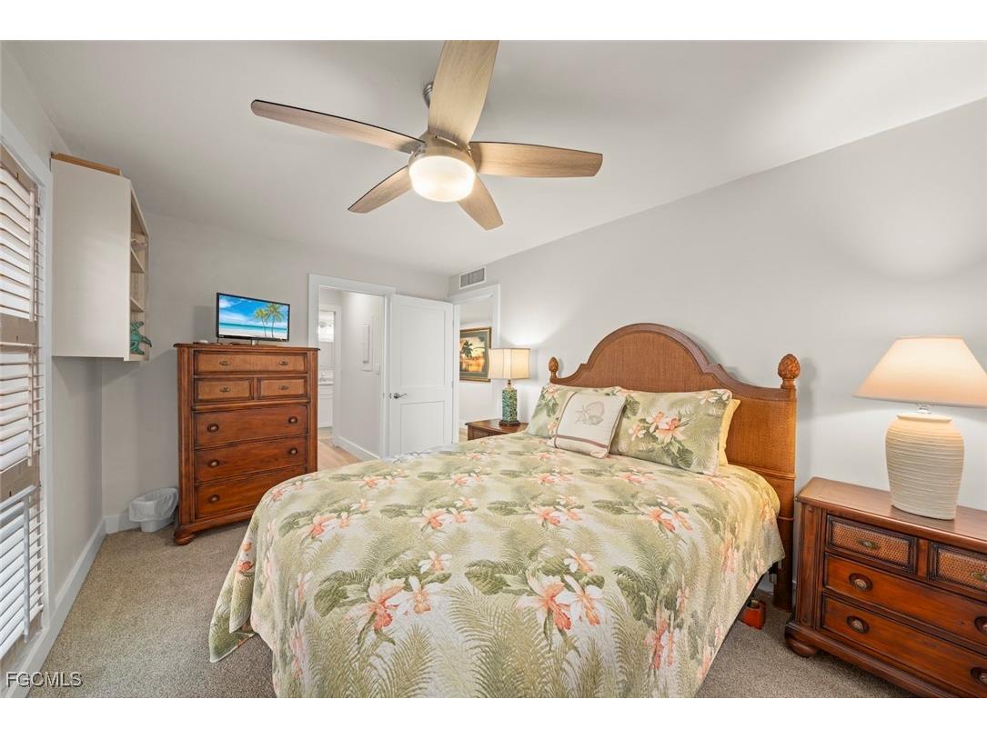 2721 W Gulf Drive #212 Sanibel FL 33957 2025021221 image16