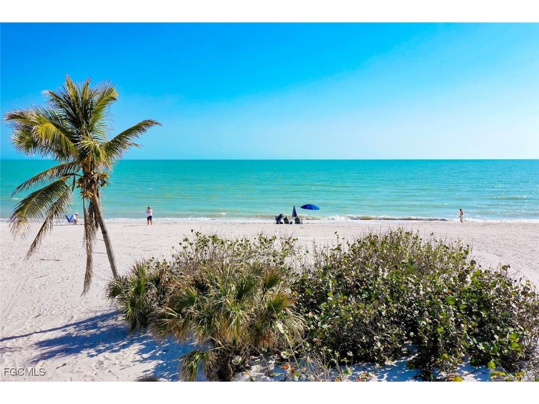 2721 W Gulf Drive #212 Sanibel FL 33957 2025021221 image24