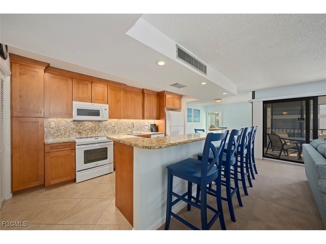 2721 W Gulf Drive #213 Sanibel FL 33957 2025017176 image10