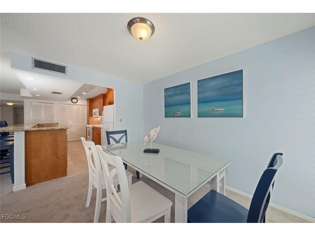 2721 W Gulf Drive #213 Sanibel FL 33957 2025017176 image16