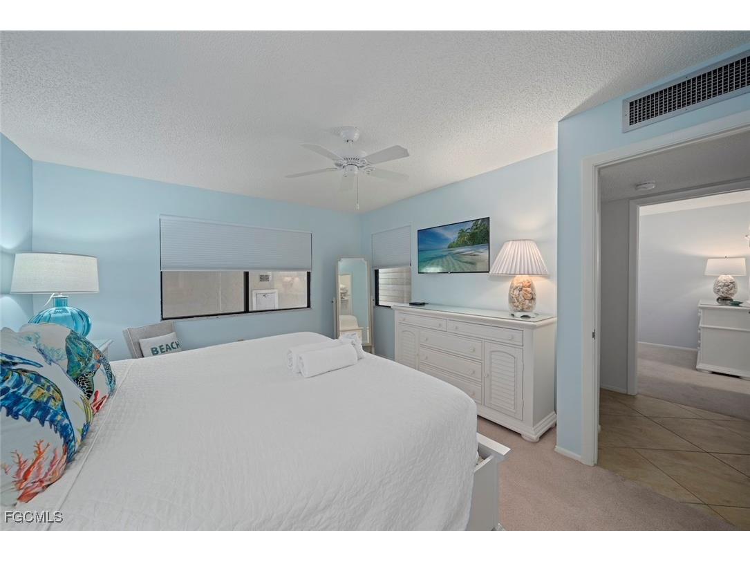 2721 W Gulf Drive #213 Sanibel FL 33957 2025017176 image25