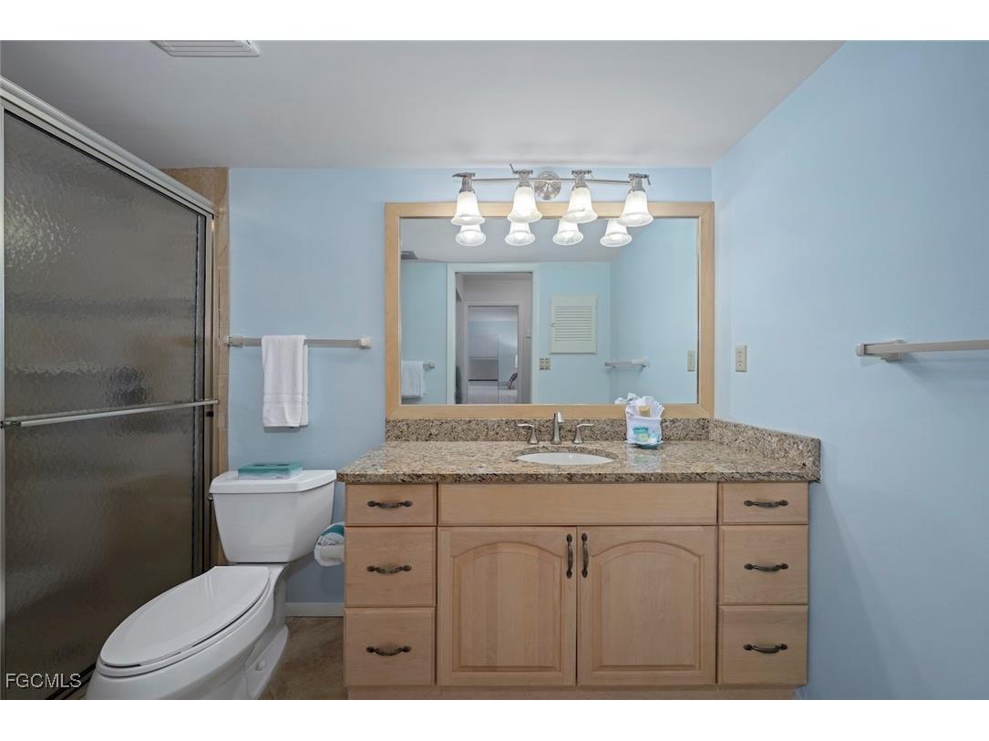 2721 W Gulf Drive #213 Sanibel FL 33957 2025017176 image26