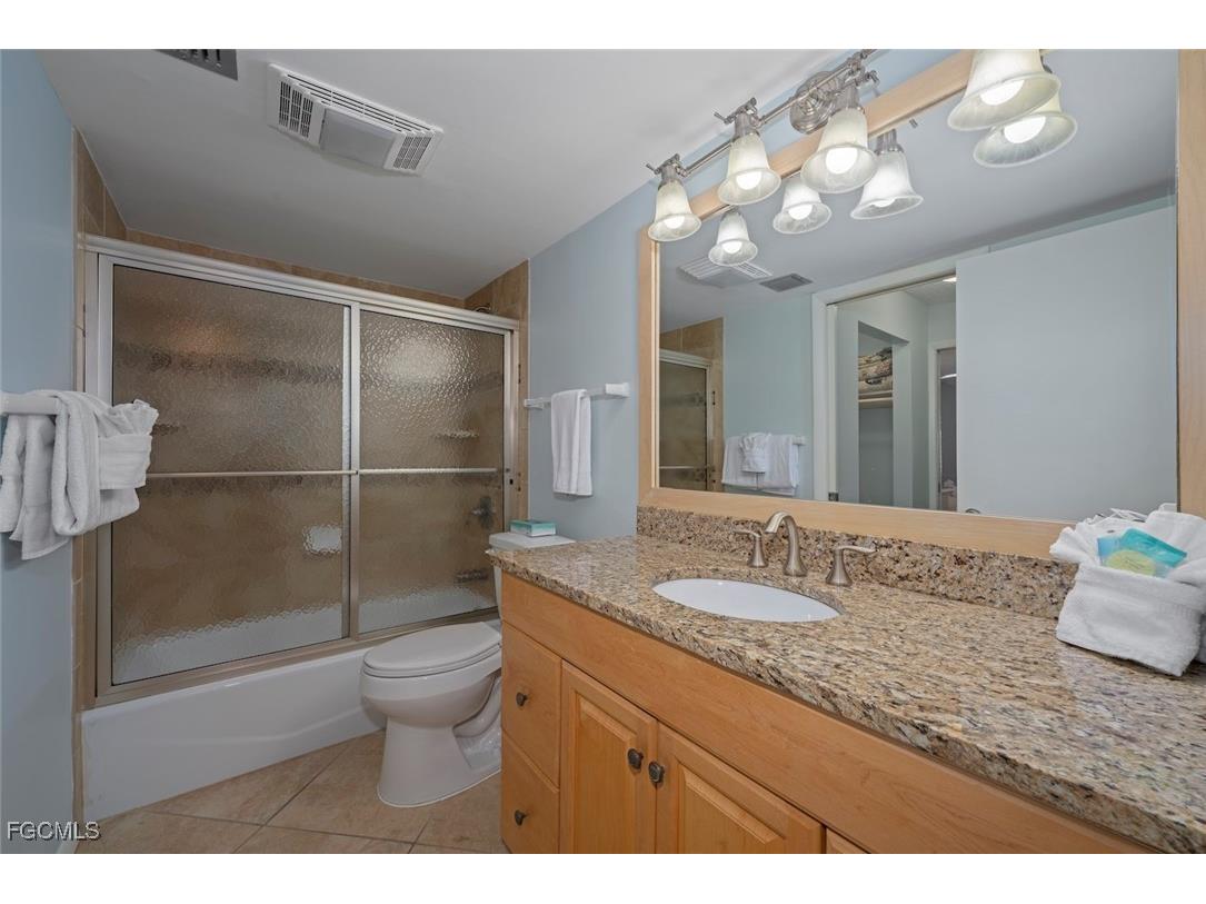 2721 W Gulf Drive #213 Sanibel FL 33957 2025017176 image33