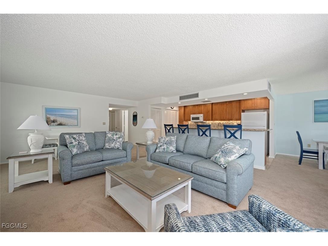 2721 W Gulf Drive #213 Sanibel FL 33957 2025017176 image5