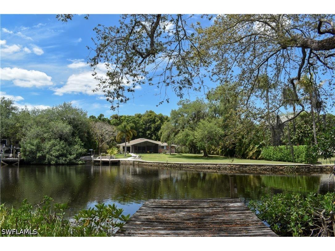 27213 Rio Vista Circle Bonita Springs FL 34135 226015155 image3