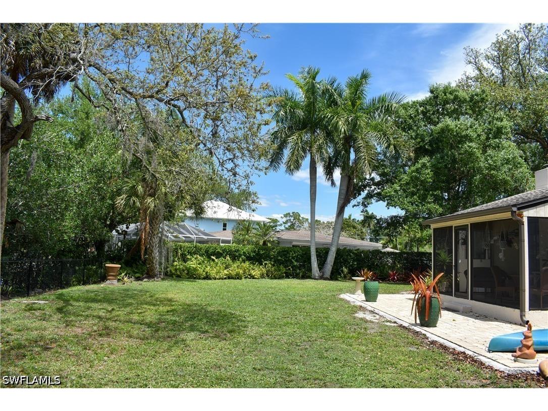 27213 Rio Vista Circle Bonita Springs FL 34135 226015155 image5