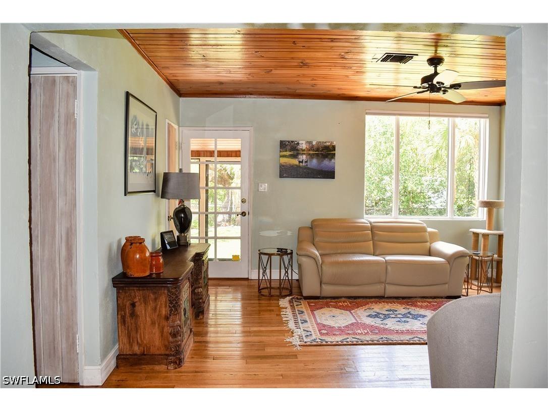 27213 Rio Vista Circle Bonita Springs FL 34135 226015155 image7