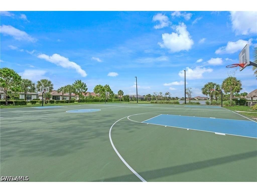 2722 Citrus Street Naples FL 34120 226024858 image46