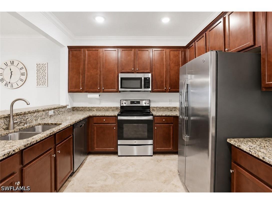 2722 Citrus Street Naples FL 34120 226024858 image7