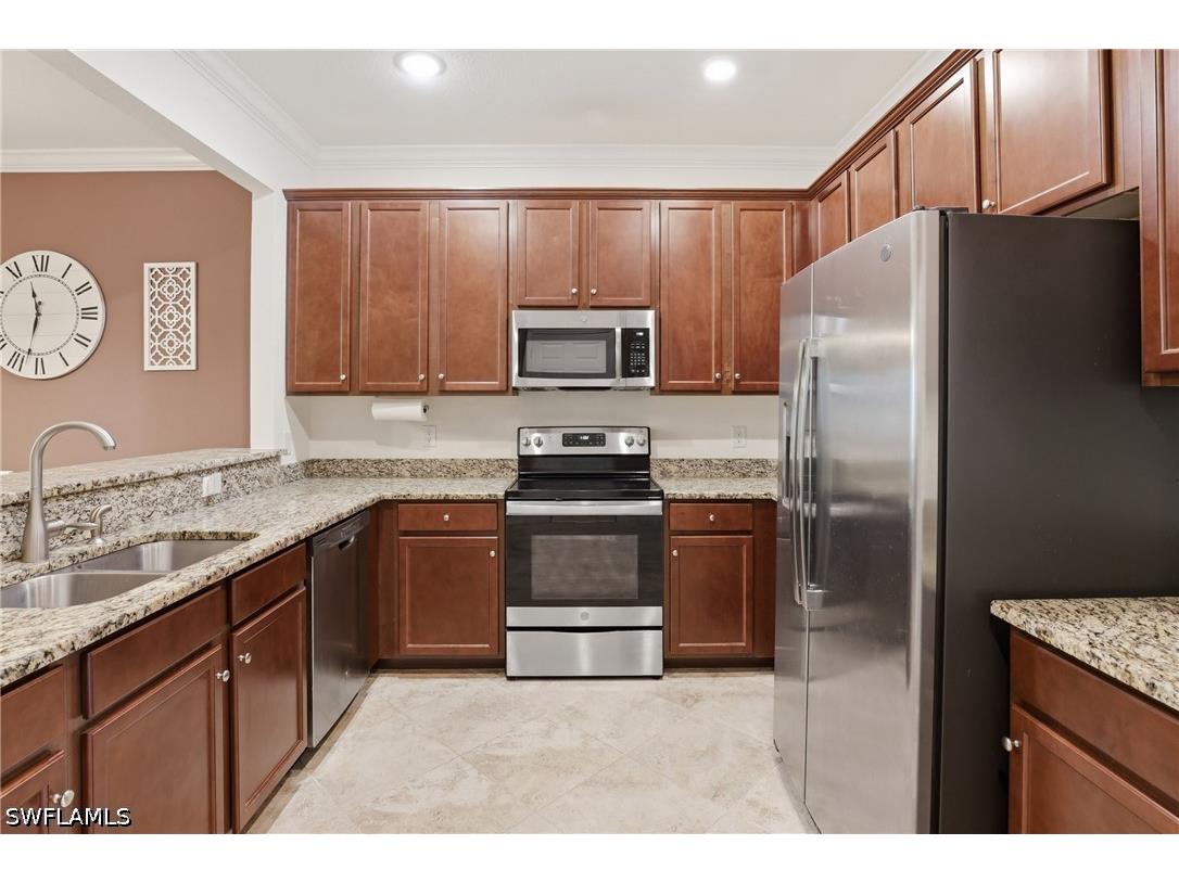 2722 Citrus Street Naples FL 34120 226024858 image8