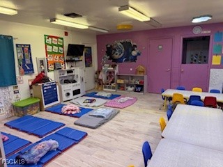 2722 SE Santa Barbara Place Cape Coral FL 33904 2025015173 image9