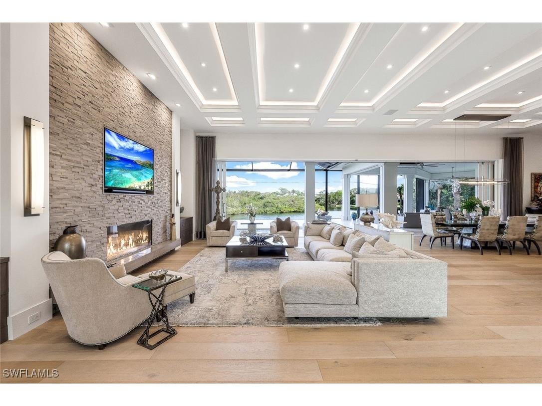 27221 Oak Knoll Drive Bonita Springs FL 34134 224097692 image1