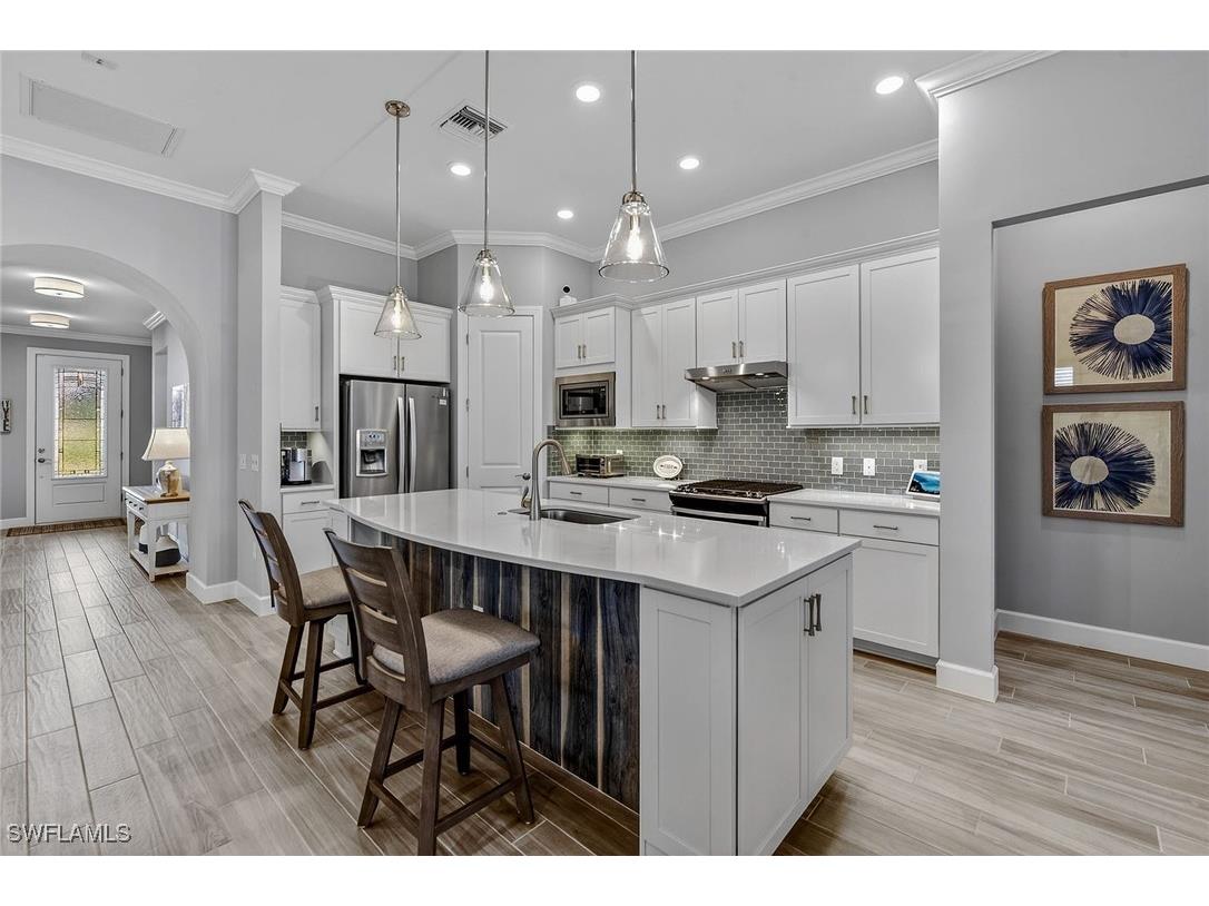 2723 Amaranda Court Naples FL 34114 225083870 image8