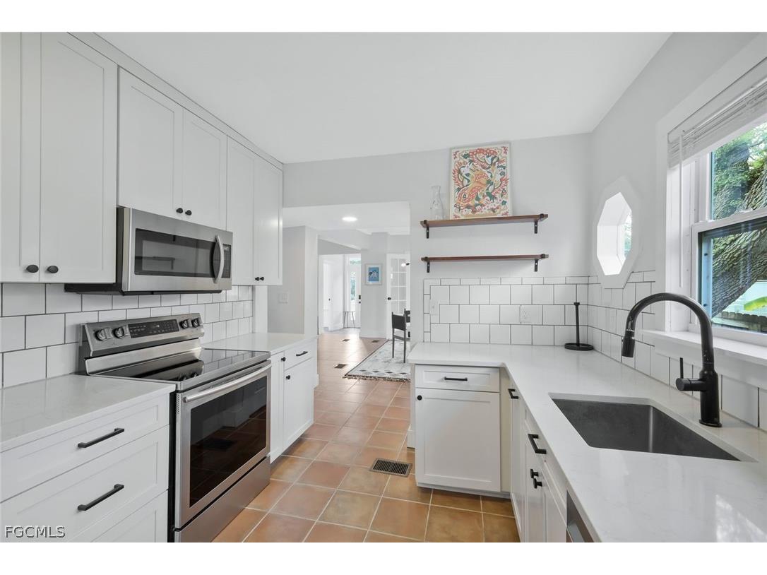 2723 Second Street Fort Myers FL 33916 2026011504 image11