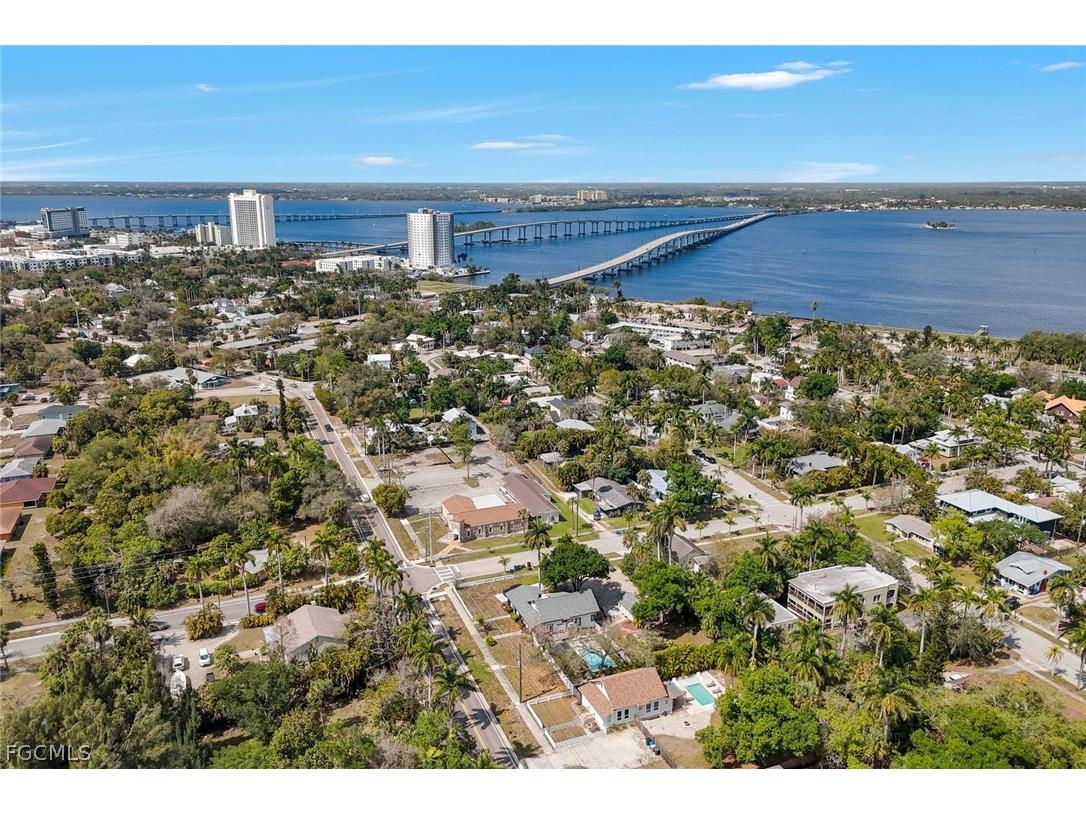 2723 Second Street Fort Myers FL 33916 2026011504 image2