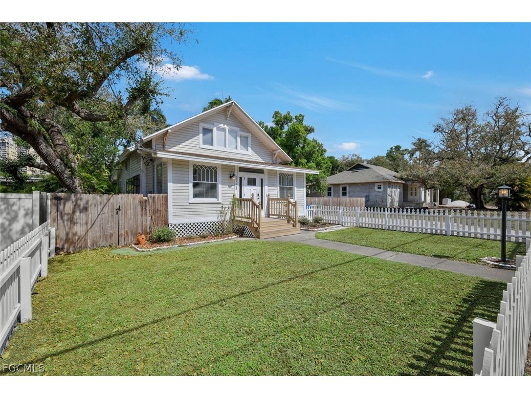 2723 Second Street Fort Myers FL 33916 2026011504 image4