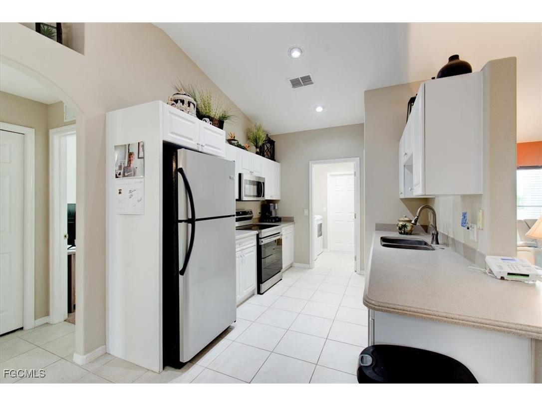 2723 Van Buren Parkway Cape Coral FL 33993 2026000441 image11