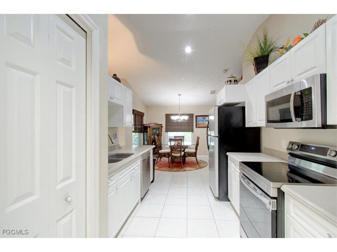 2723 Van Buren Parkway Cape Coral FL 33993 2026000441 image12