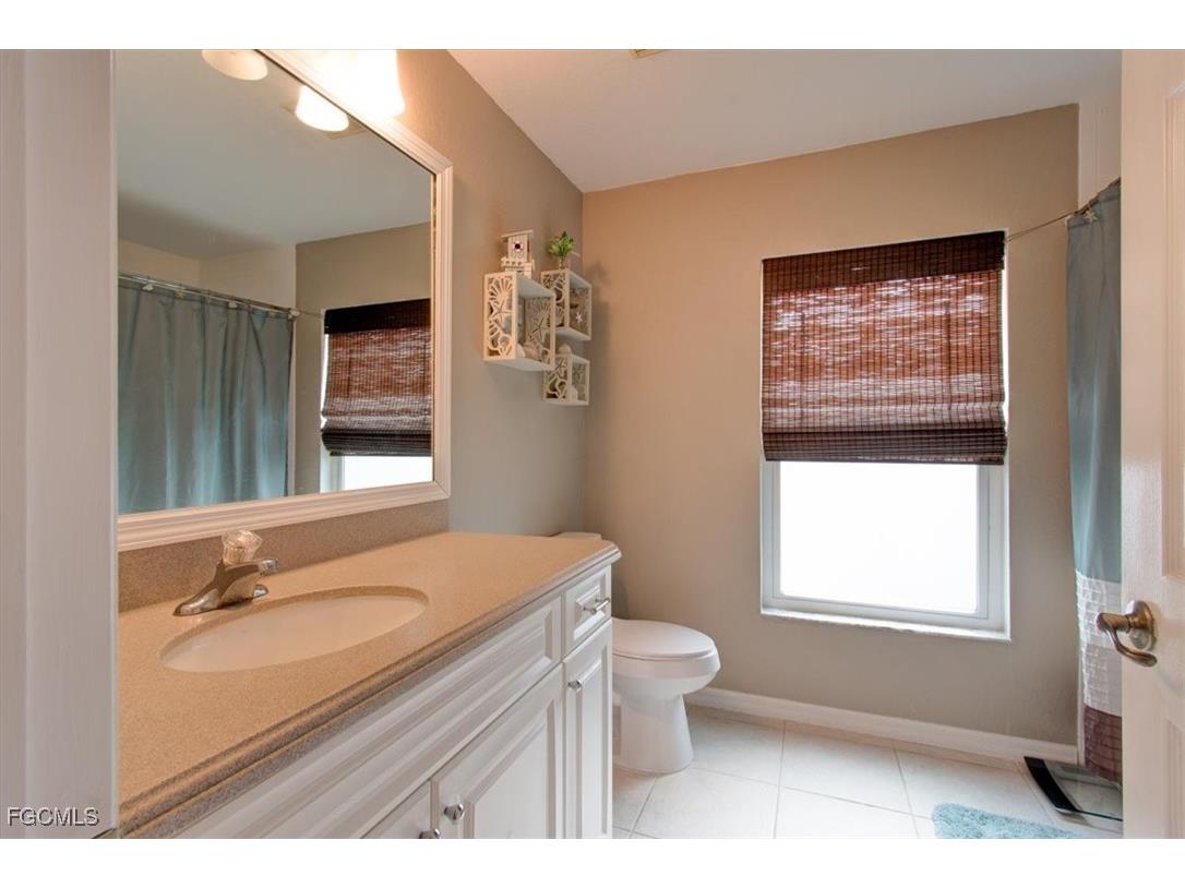 2723 Van Buren Parkway Cape Coral FL 33993 2026000441 image15