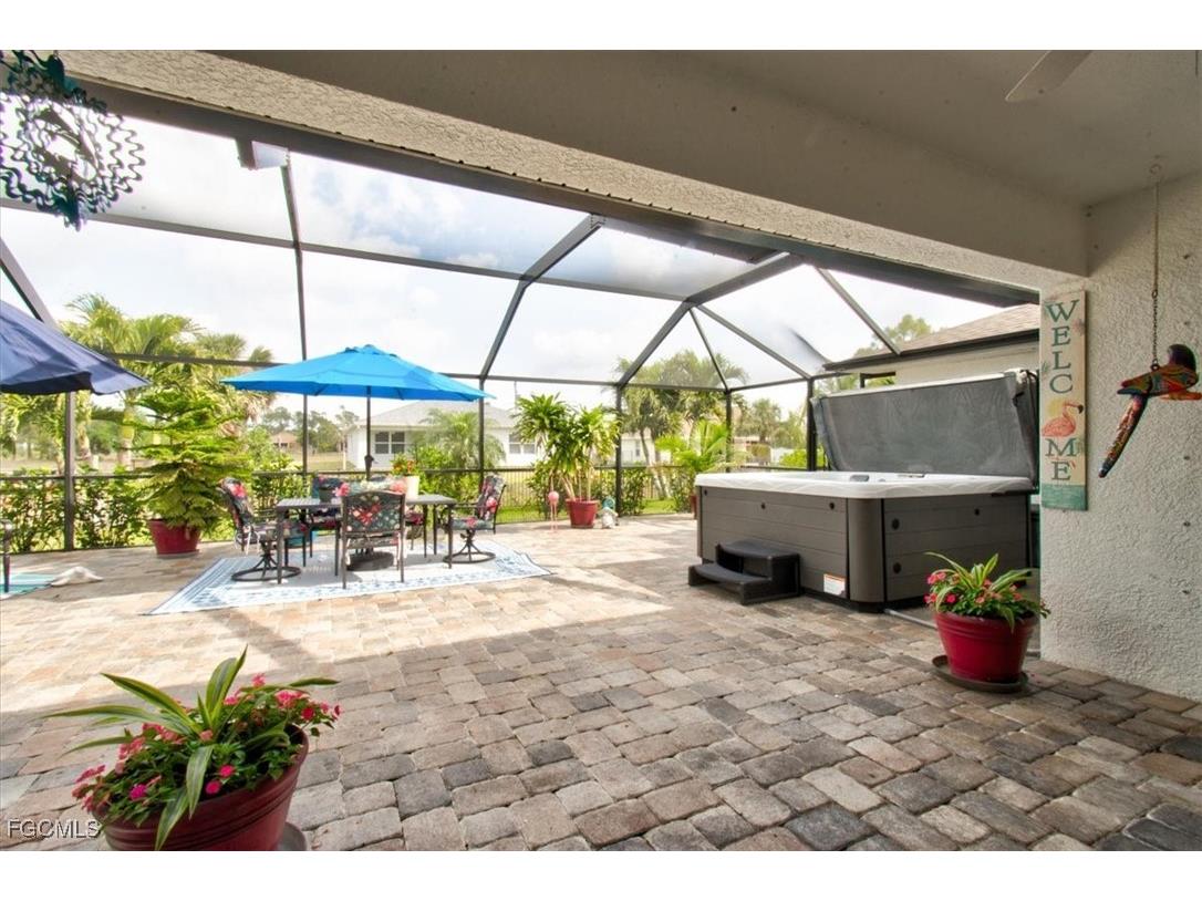 2723 Van Buren Parkway Cape Coral FL 33993 2026000441 image2