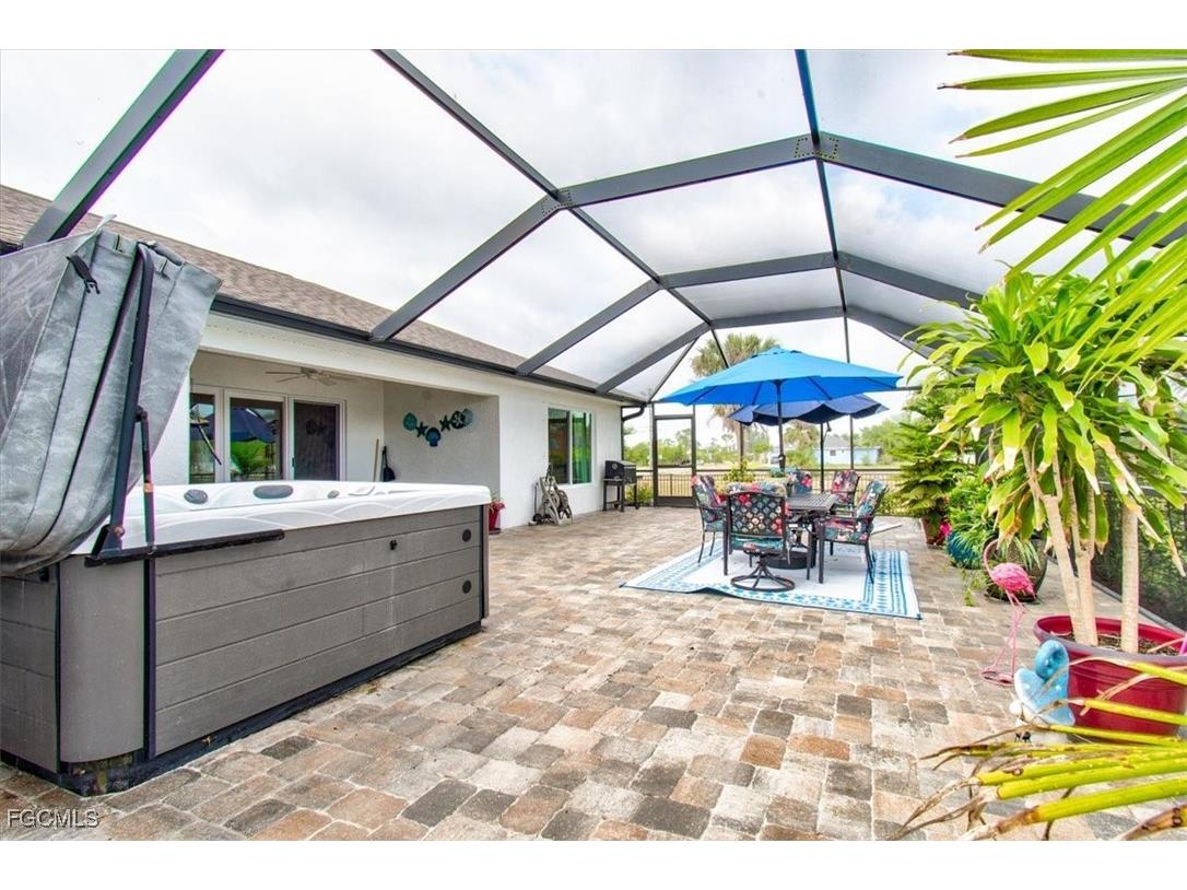 2723 Van Buren Parkway Cape Coral FL 33993 2026000441 image26