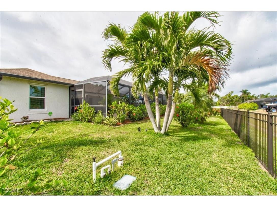 2723 Van Buren Parkway Cape Coral FL 33993 2026000441 image29