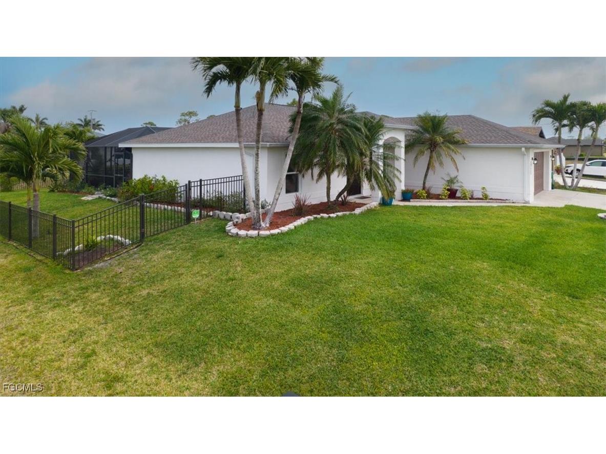 2723 Van Buren Parkway Cape Coral FL 33993 2026000441 image49